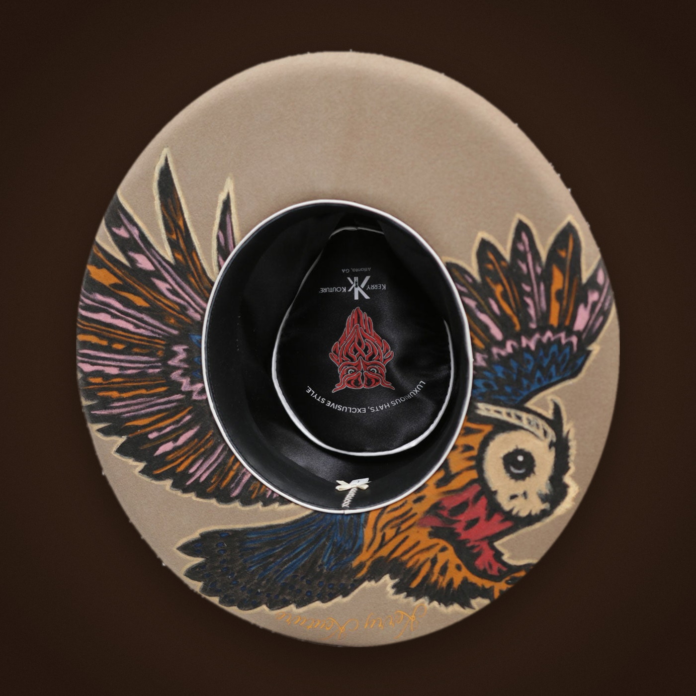 Owl underbrim of the The Pontiac