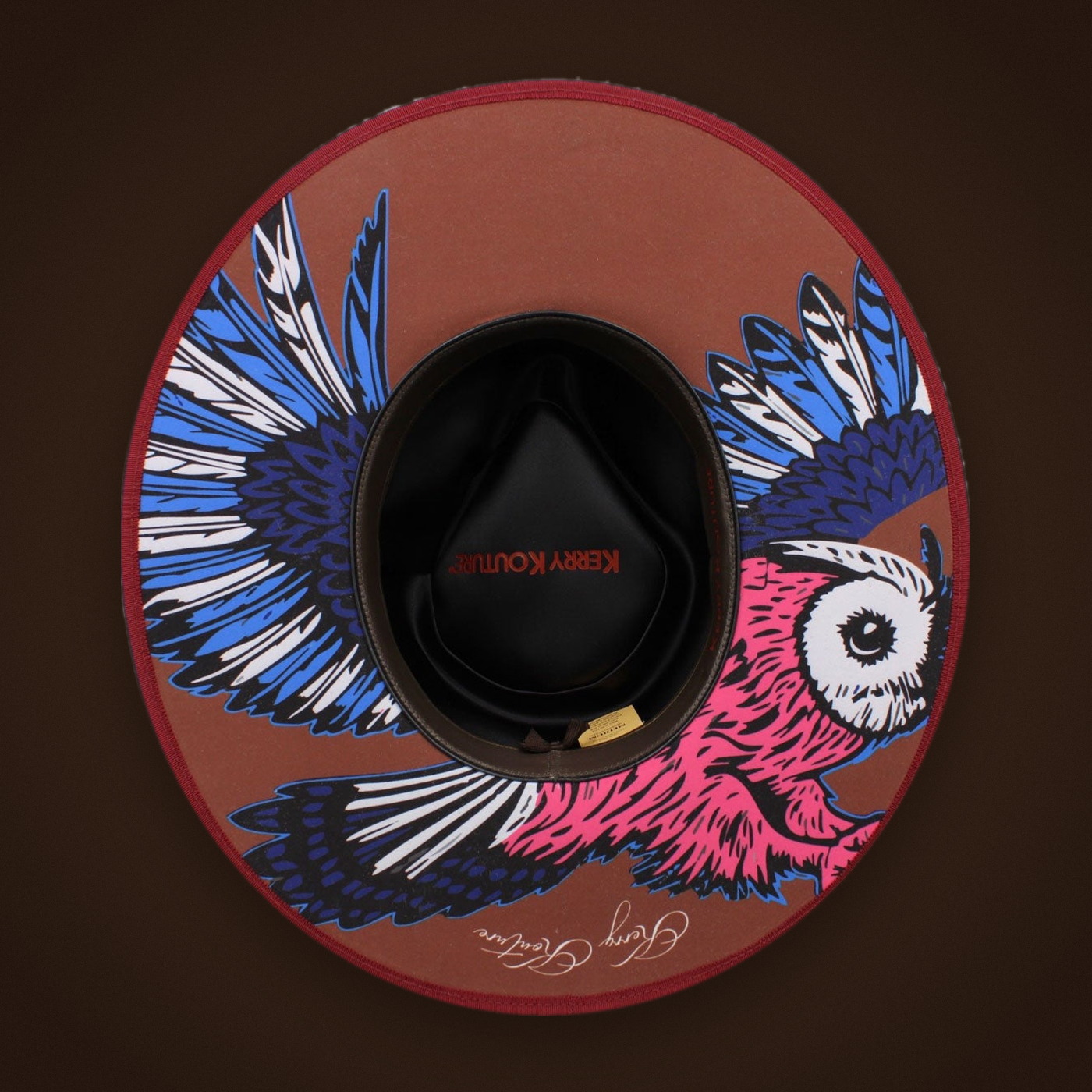 Owl underbrim of the Van Dyke